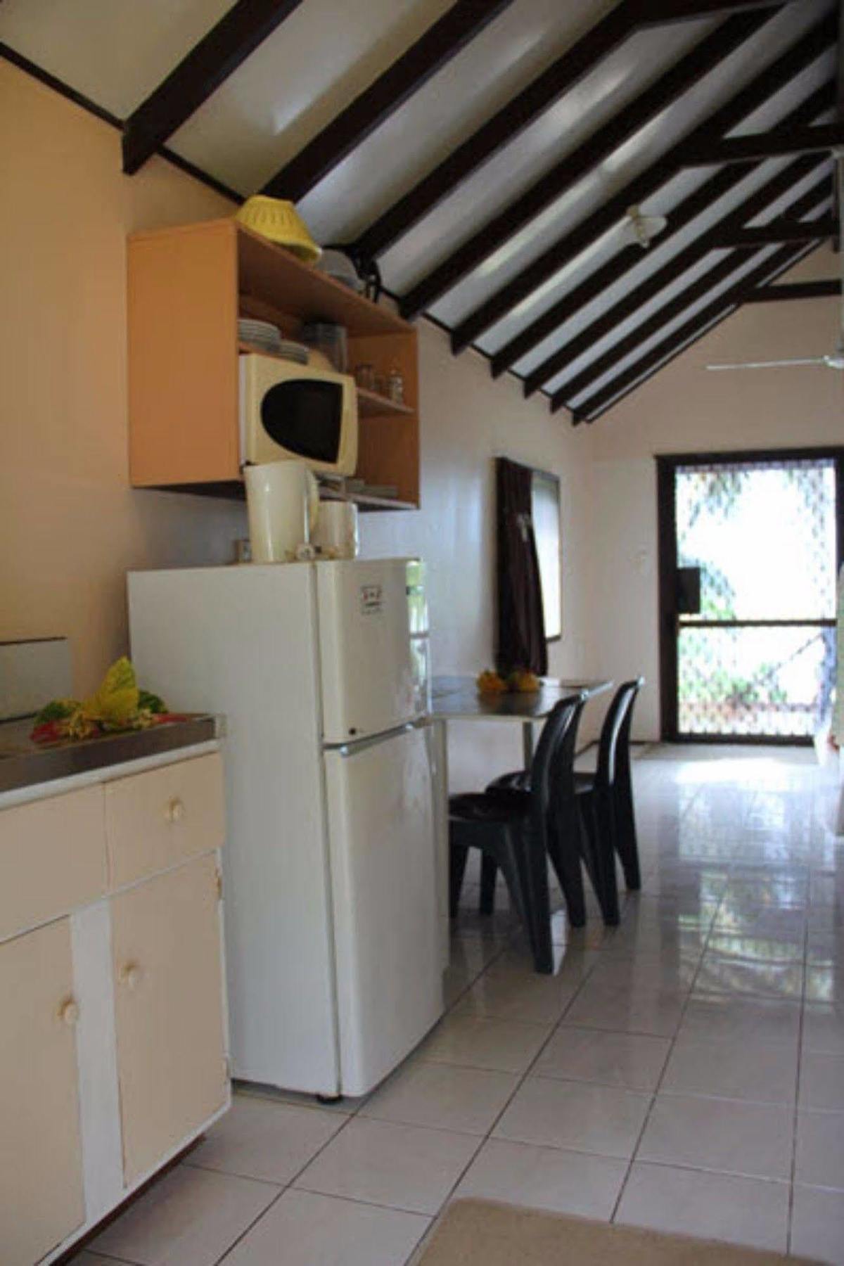 Aroko Bungalows Villa Avarua Exteriör bild
